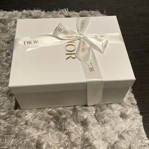 Large Dior box